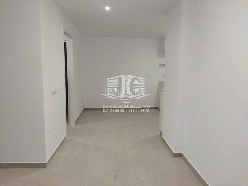 Foto 17651088-acc3-4c7c-a835-e6313b950c97. Location appartement dans Tivenys