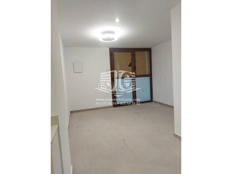 Foto 7b542b05-b115-4ee3-8a8f-daa42e79c7fd. Location appartement dans Tivenys