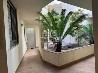 D�plex  Paseo centre. Piso con parking en venta en lampolla