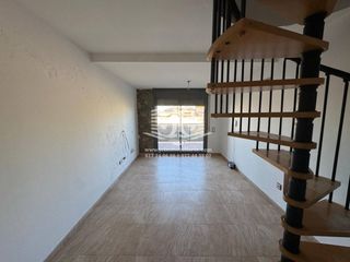 Dúplex  Calle mestre fèlix gràcia. Duplex en venta en deltebre