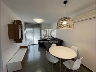 Rent Flat  Calle romelia. Pis en alquiler en tivenys