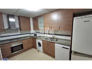 Location Appartement  Calle arnes. Pis en venta en ferreries43500