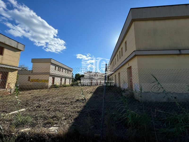 Foto 73c1c287-e6b2-432a-ab38-252e7c36c2e7. Edifici a calle flamenc 8 a Deltebre
