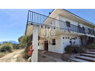 Rent House  Poligono sant bernabe. Casa en alquiler en jesús, tortosa