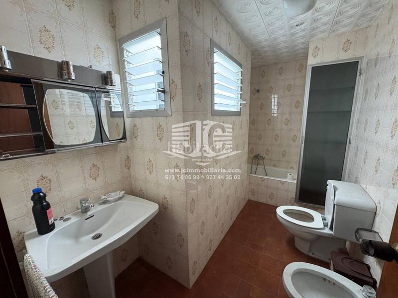 Foto 5aeaf0b6-a7c8-431e-8e02-a3dfac3cceff. Casa amb aparcament a Grau - Quintanes Amposta