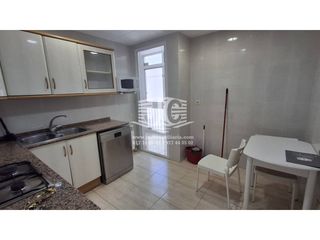 Rent Flat  Calle inocenci soriano montagut. Piso de alquiler en el temple, tortosa