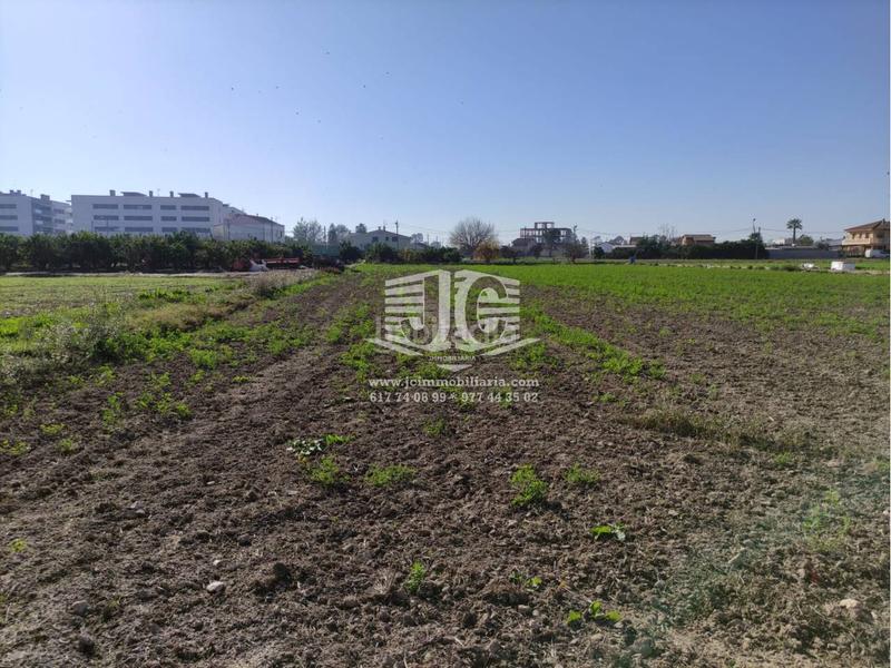 Foto 2d2bb4e5-b4e9-4017-a43d-d27d3f1092fe. Wohngrundstück in Deltebre