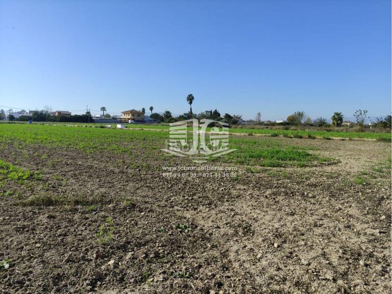 Foto f48d72d5-f6af-4af1-b25d-372a5216208f. Wohngrundstück in Deltebre