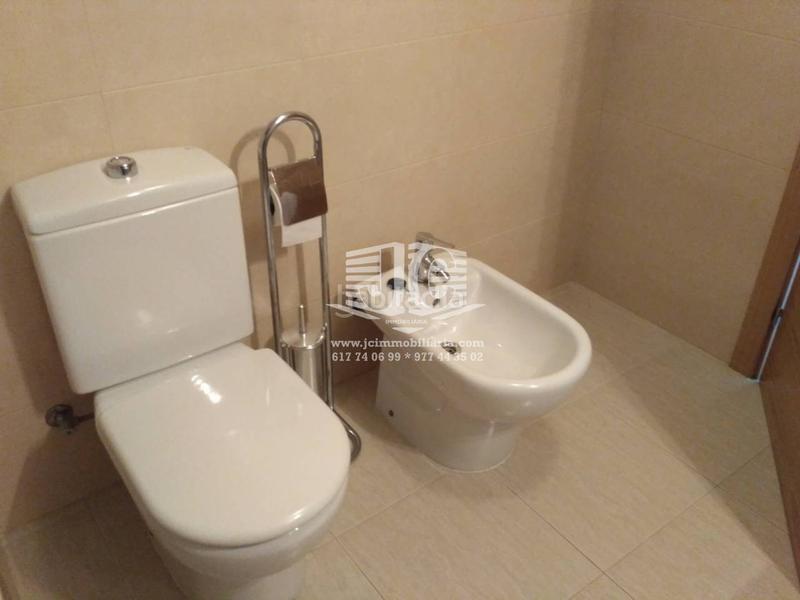 Foto e10fdbe7-ee76-4e24-a05e-81cf67a248ec. Piso  con parquing en venta en sant llàtzer en Tortosa