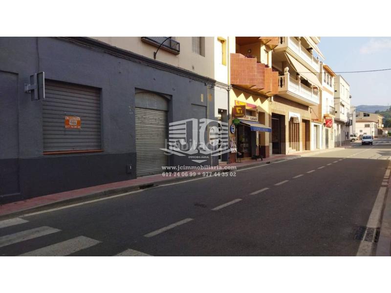 Foto 79de2caa-9fe1-4a37-84f5-0e91455cbf1a. Location local commercial dans Tivenys