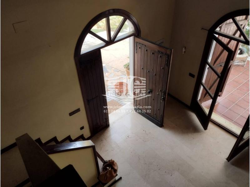 Foto 3c0d1d0a-c23f-4465-bc11-8115bf8f2cb1. Chalet  en venta, en Urbanitzacions Tortosa