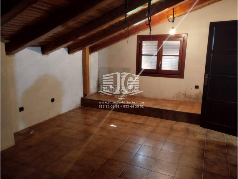 Foto c0e5fde5-a971-4201-ba76-2a1c6f490af5. Chalet  en venta, en Urbanitzacions Tortosa