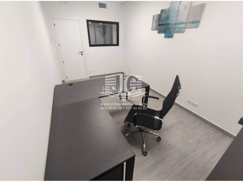 Foto c3eb9ddb-13e6-4dfe-be04-26af125e6f24. Rent office space in Ferreries Tortosa