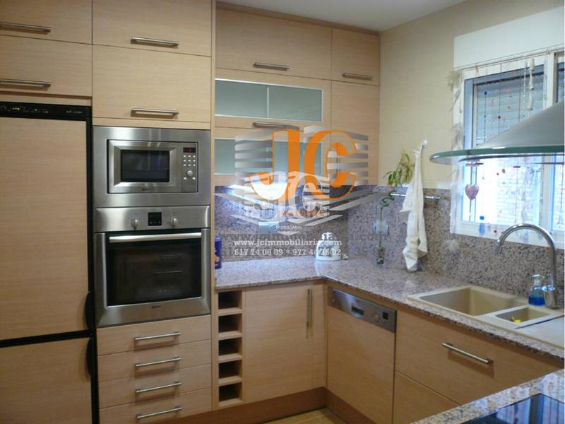 Foto ae2ad874-f030-4c64-a594-5539e02eacfa. Alquiler casa  en alquiler, en Tivenys