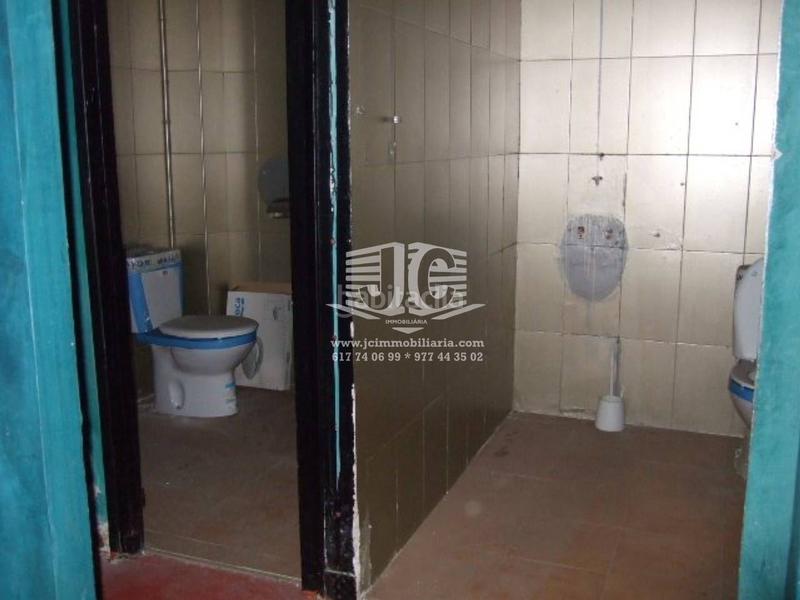 Foto f85a3076-1aa1-4713-a611-0b0fea2c7849. Alquiler local comercial  en alquiler en Tortosa