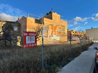 Terreny residencial  Del metge freixas. Solar urbano en venta, bítem tortosa