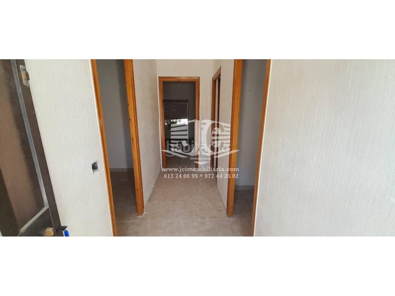 Foto 9c8319dd-49db-41d4-976d-1eeba48c33ab. House with parking in Deltebre