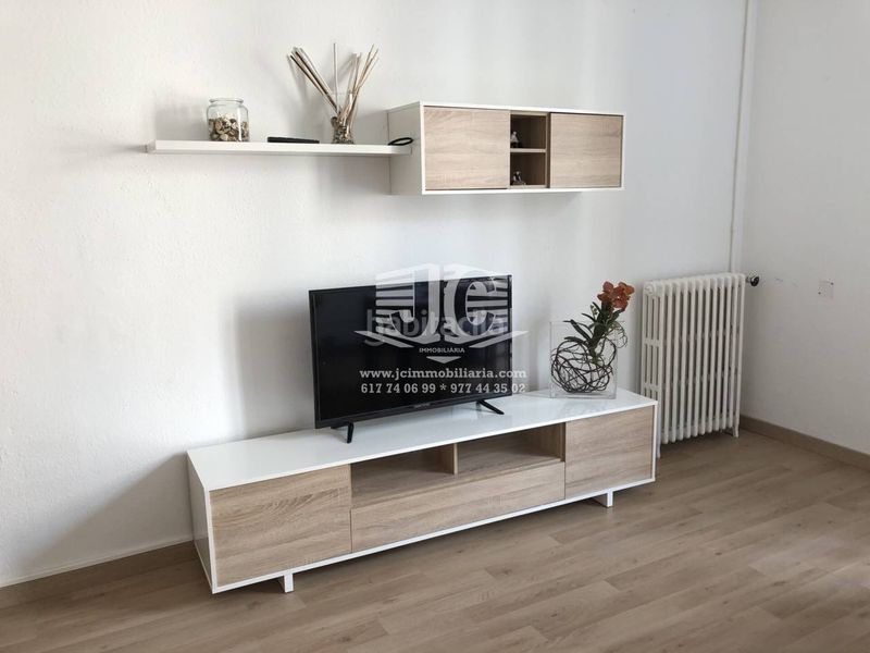 Foto aec5afc7-45cb-408b-86fa-5a74ea1067ef. Rent flat in Centre Tortosa
