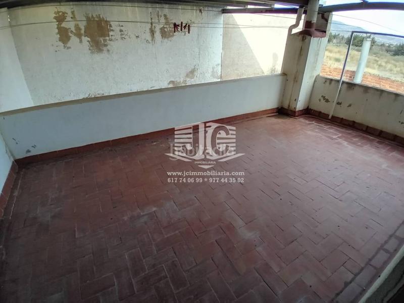 Foto 59bc2405-f6cd-47fc-9790-fed0b0027af7. Maison avec parking dans Alcanar