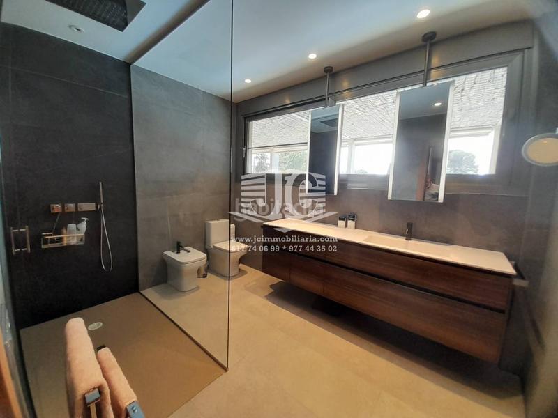 Foto c9eef043-fdfd-487a-89dd-5cda35f3d608. Chalet casa unifamiliar en venta simpàtica en Urbanitzacions Tortosa