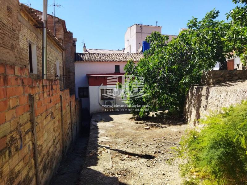 Foto 6ce01523-e302-484d-b6c4-6065a84d3149. Casa amb aparcament a Tivenys