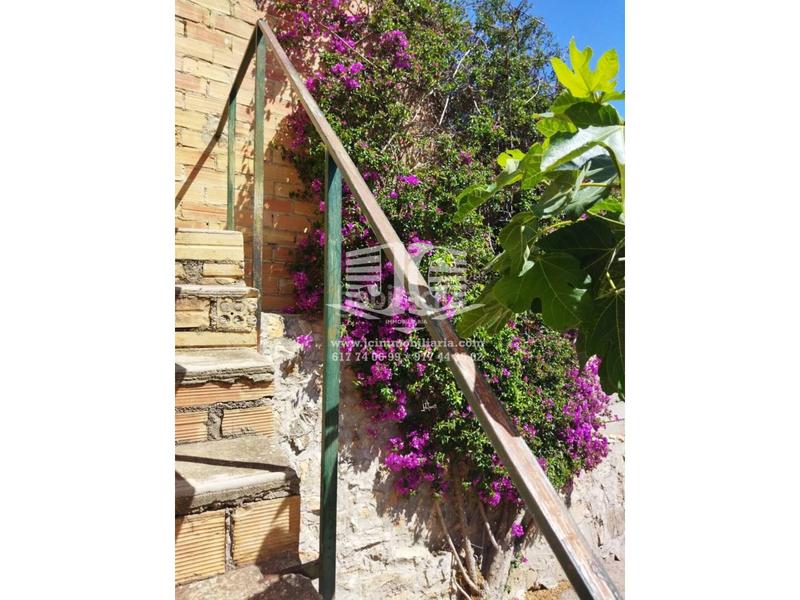 Foto 84b10188-c536-447e-9e7e-a3256971d927. Casa amb aparcament a Tivenys