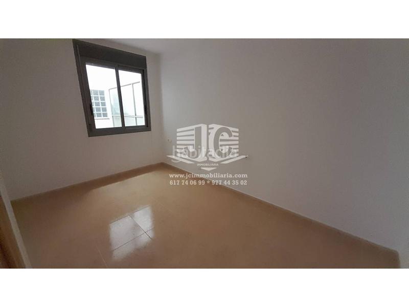 Foto 72ad5bdc-b134-40a3-8667-e991649833e1. Etagenwohnung mit heizung in Ferreries Tortosa