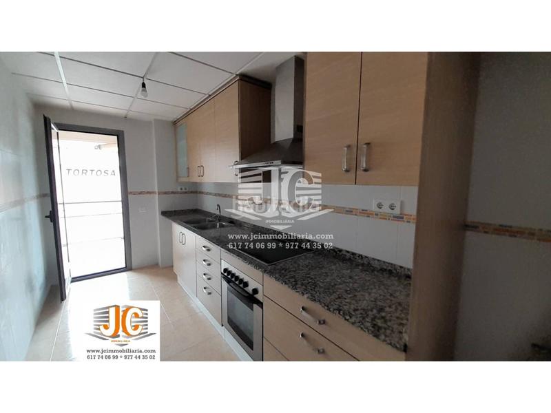 Foto af4a9961-45b6-447b-830a-1ee960d5a573. Etagenwohnung mit heizung in Ferreries Tortosa