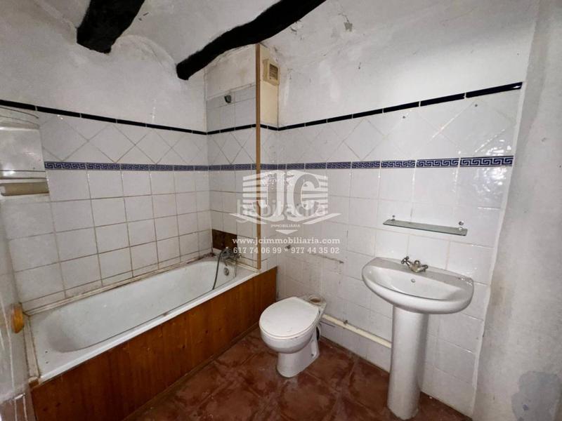 Foto ed0a63ed-87ef-45ce-a50c-35f52b182ab2. House in Benissanet