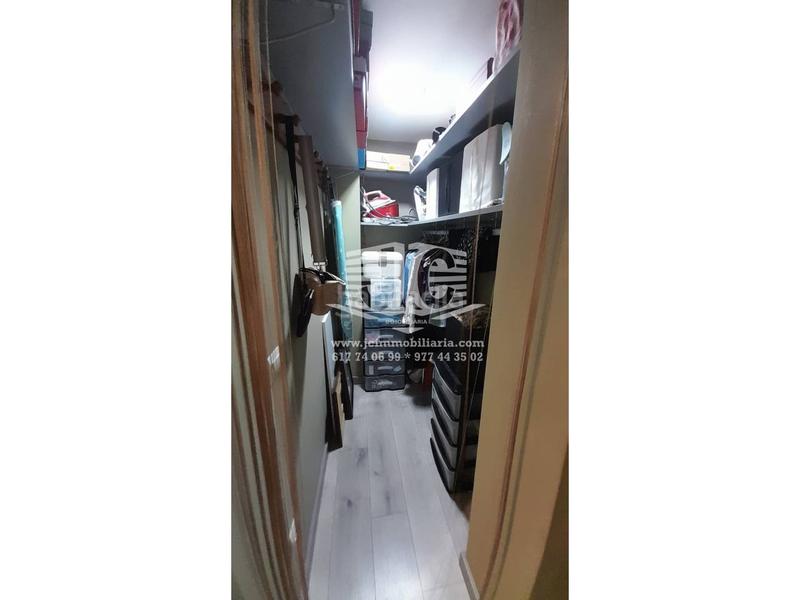 Foto c3a01c25-dbdc-4958-9d2f-3b1323c5403b. Rent flat with parking in Temple Tortosa