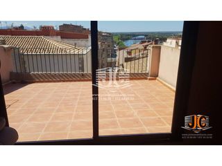 Rent Flat  Calle dr. jaume ferran. Piso en alquiler en el centro de tortosa