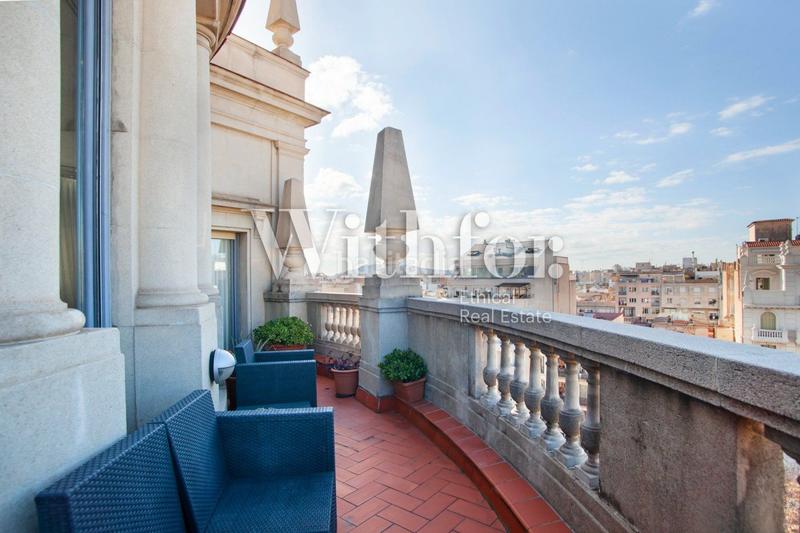 Foto 5fe3f63d-b41f-495e-a5ff-7c8dccc25df2. Attique avec chauffage piscine dans Dreta de l´Eixample Barcelona