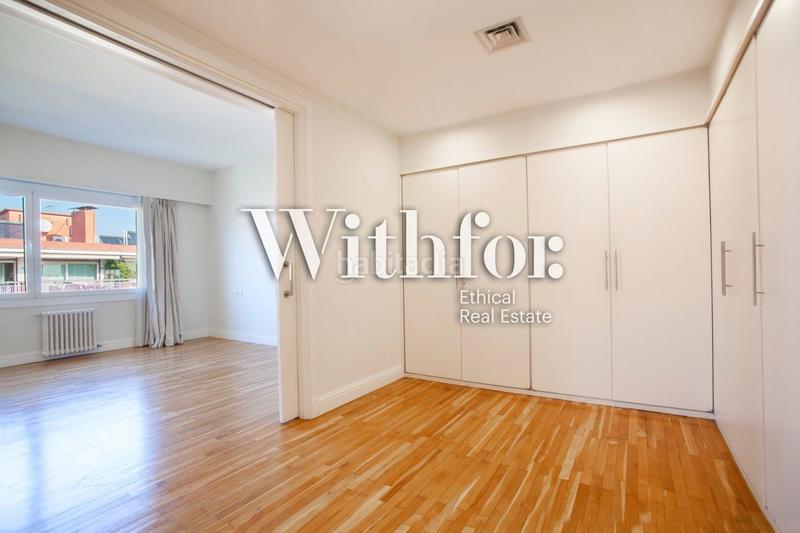 Foto 217f3035-d744-4ab2-a921-0b24e475df7a. Pis amb calefacció aparcament a Sant Gervasi - Galvany Barcelona