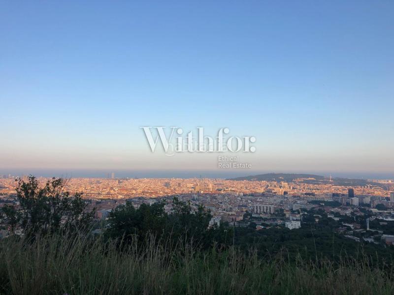 Foto 0d8ddd0f-59f0-47b9-95d3-42e3d266a9f5. Lloguer xalet amb calefacció aparcament piscina a Barcelona