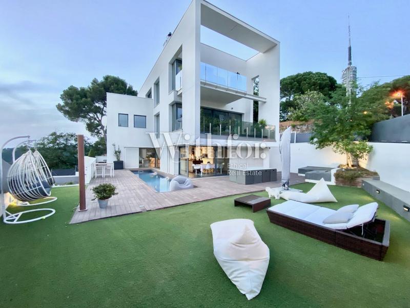 Foto a2ded786-4ae0-4666-bda7-dd5615e95764. Rent chalet with heating parking pool in Vallvidrera - Tibidabo - Les Planes Barcelona
