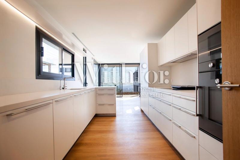 Foto ad0f08c1-e2fc-4ed9-becc-4453e89d3824. Maison avec chauffage piscine dans Sarrià Barcelona