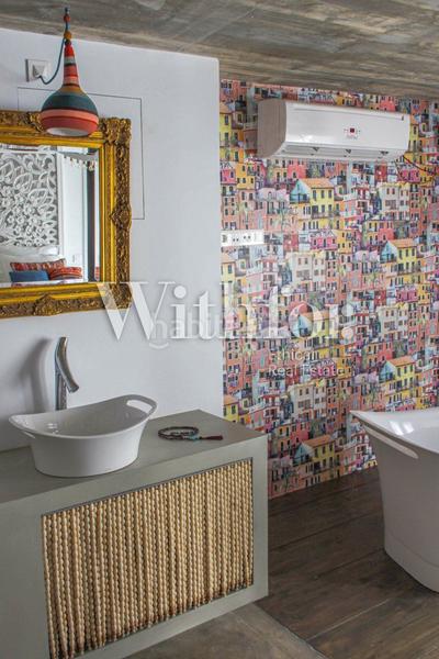 Foto 691d820d-fc61-493f-91c2-c346caed1c7a. Miete haus mit heizung parking pool in Can Baró Barcelona