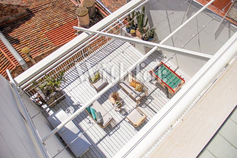 Foto 86a626fc-9322-42d4-ad1b-8e25274cd3f2. Miete haus mit heizung parking pool in Can Baró Barcelona