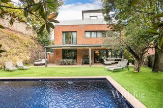 Xalet  Calle sant pere claver. The sabl house