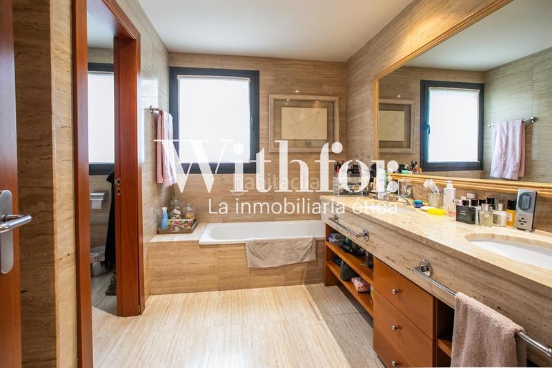 Foto 35c83d9d-0d1b-496c-9ffa-ec4cdf28485b. Xalet amb calefacció aparcament piscina a Sarrià Barcelona