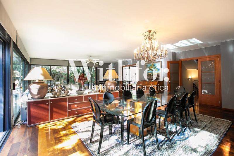 Foto 427ed8ca-f549-4121-a611-86b50a395f7c. Chalet con riscaldamento parcheggio piscina in Sarrià Barcelona