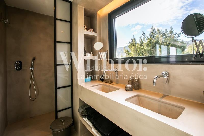 Foto 66f4e03d-a0d2-4bde-8065-df9a8c558fa8. Chalet con riscaldamento parcheggio piscina in Sarrià Barcelona