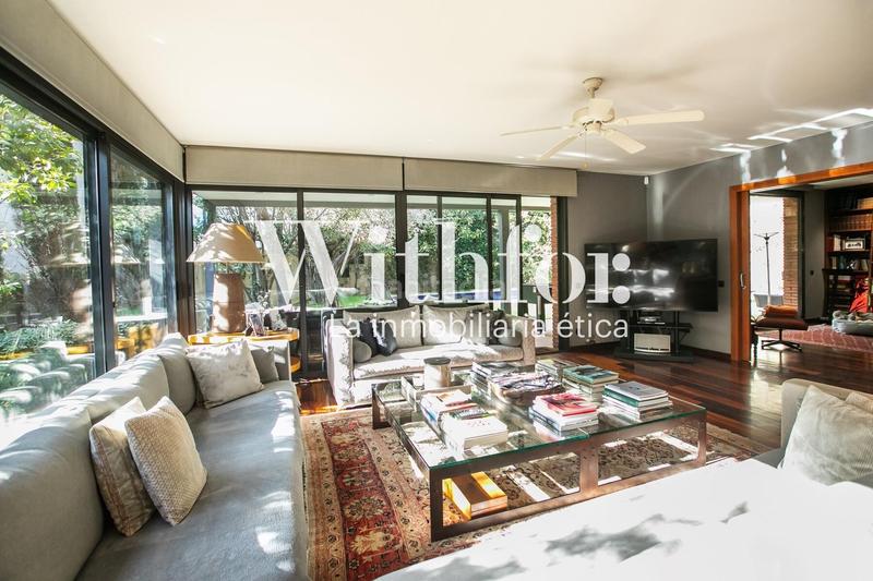 Foto 80cd1eee-1b3b-44c7-99b0-de880326b9e0. Xalet amb calefacció aparcament piscina a Sarrià Barcelona