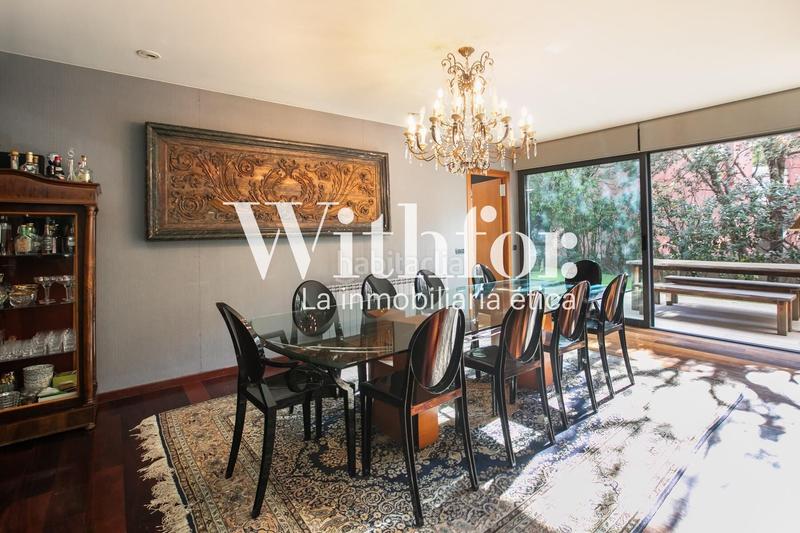 Foto a79bdd29-8eed-4f11-8722-6d85255d0601. Xalet amb calefacció aparcament piscina a Sarrià Barcelona