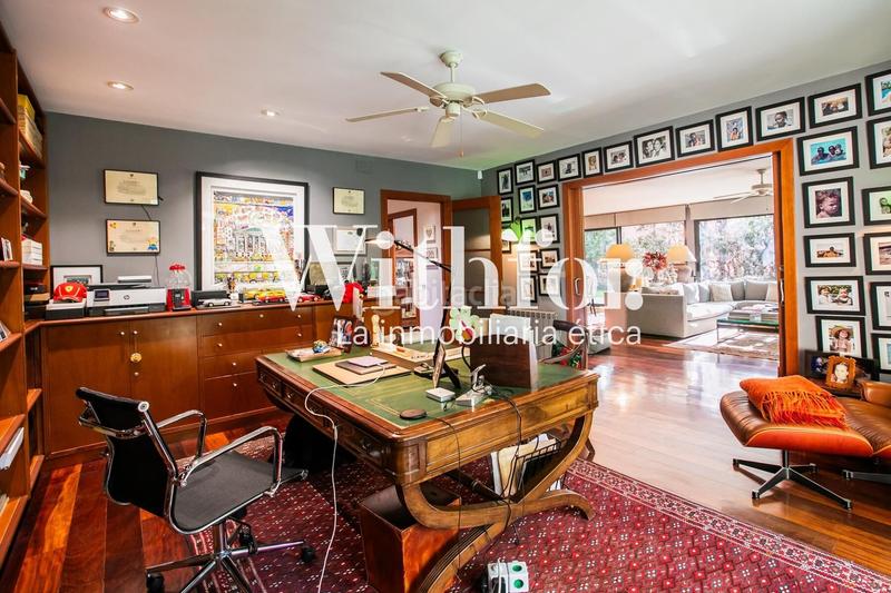 Foto c248c896-af77-4174-b53e-e3d32cda022f. Xalet amb calefacció aparcament piscina a Sarrià Barcelona