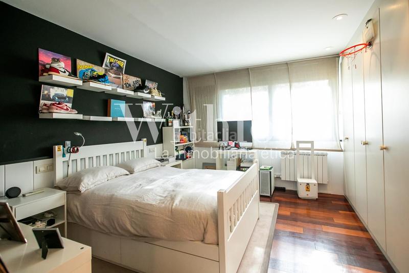 Foto e01b6c70-35d9-478c-8361-8755aa988e7b. Chalet con riscaldamento parcheggio piscina in Sarrià Barcelona