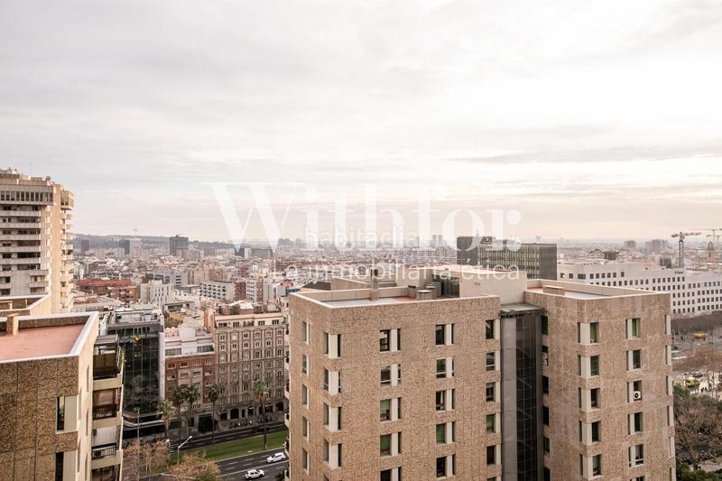 Foto af3543af-b6f5-4c4a-8639-a099305357e9. Tríplex amb calefacció a Cortes-Huertas Madrid