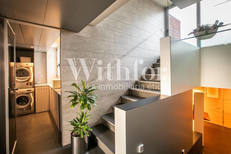 Foto d8938fce-90ab-4e61-b81f-f27cef3a8ca2. Tríplex amb calefacció a Cortes-Huertas Madrid