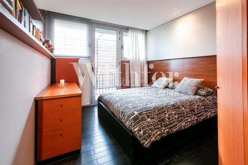 Foto f1eb4135-04b9-4aaa-86e0-b4e6094e53d9. Tríplex amb calefacció a Cortes-Huertas Madrid