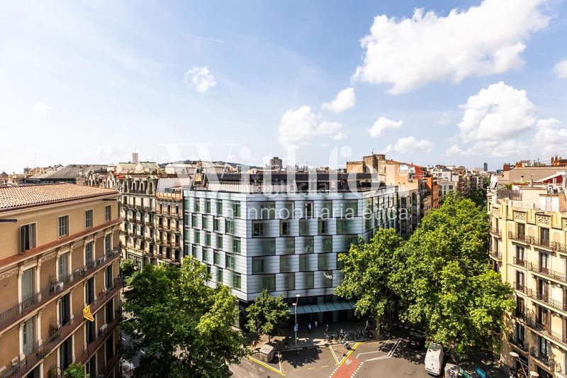 Foto 9d38f36f-f62c-491b-b536-91d13261f95a. Àtic amb calefacció a Dreta de l´Eixample Barcelona